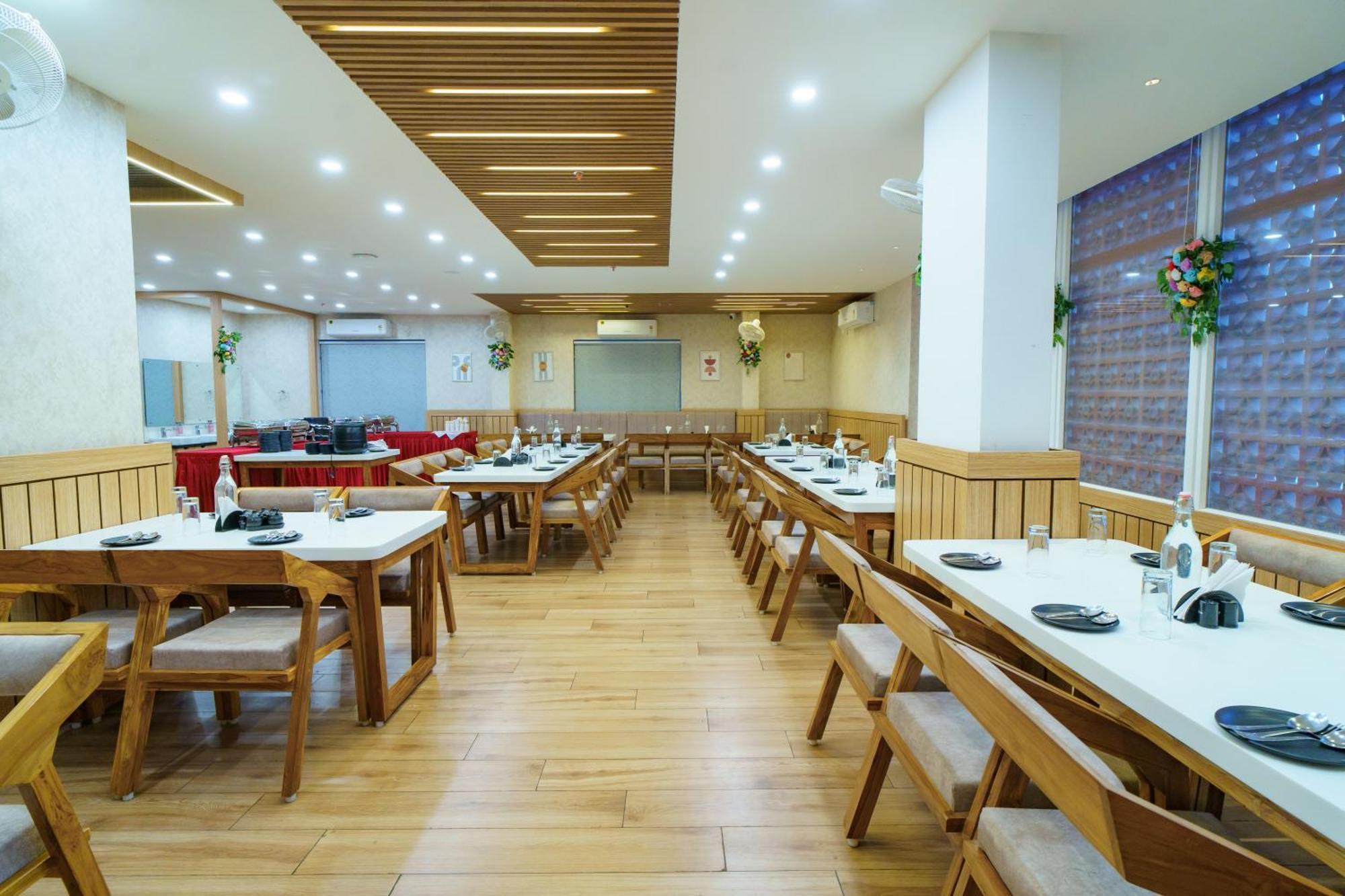 Satyabhama Inn Pathara Exterior foto